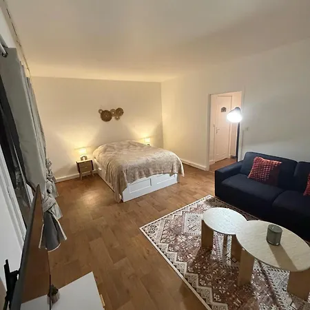 Apartment Cozy For 4 People Rer A *